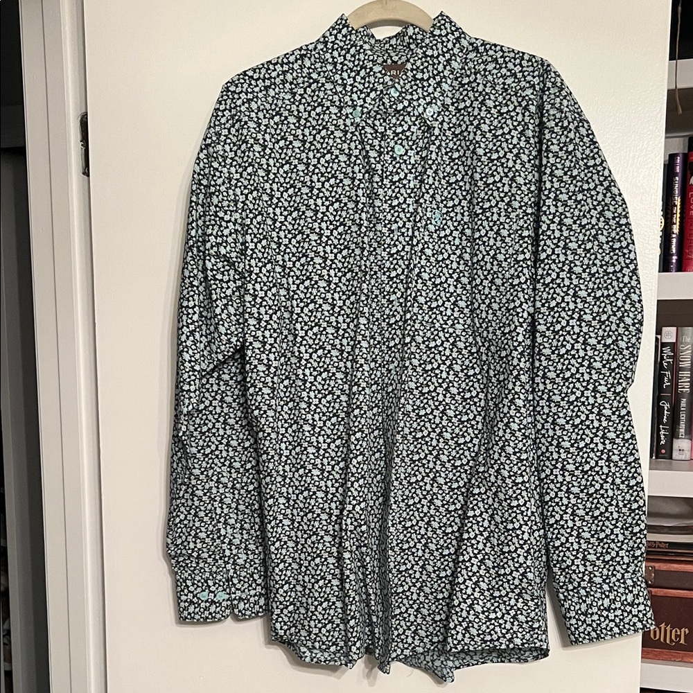 Ariat Men's Floral Button-Down Shirt - Black and White